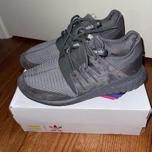 Adidas Tubular Grey Low